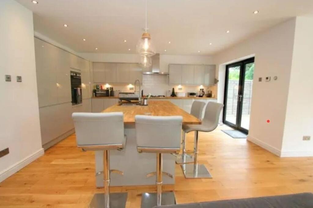 Luxury House In Solihull Esterno foto